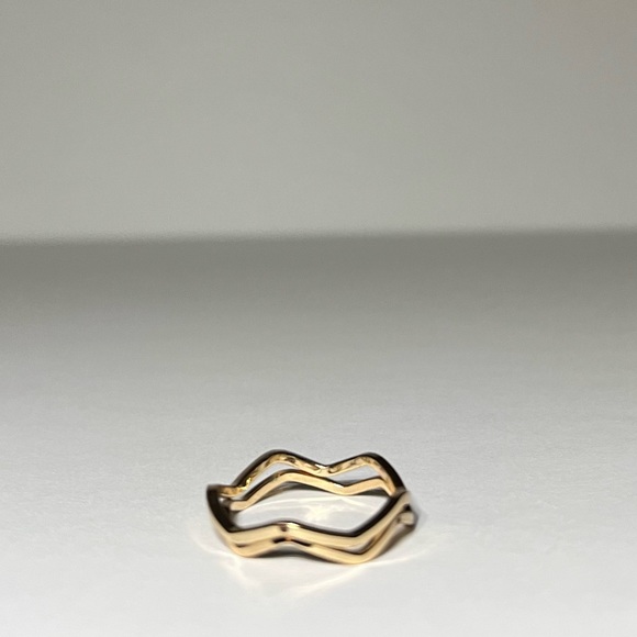 Wavy Gold Rings - Picture 2 of 2